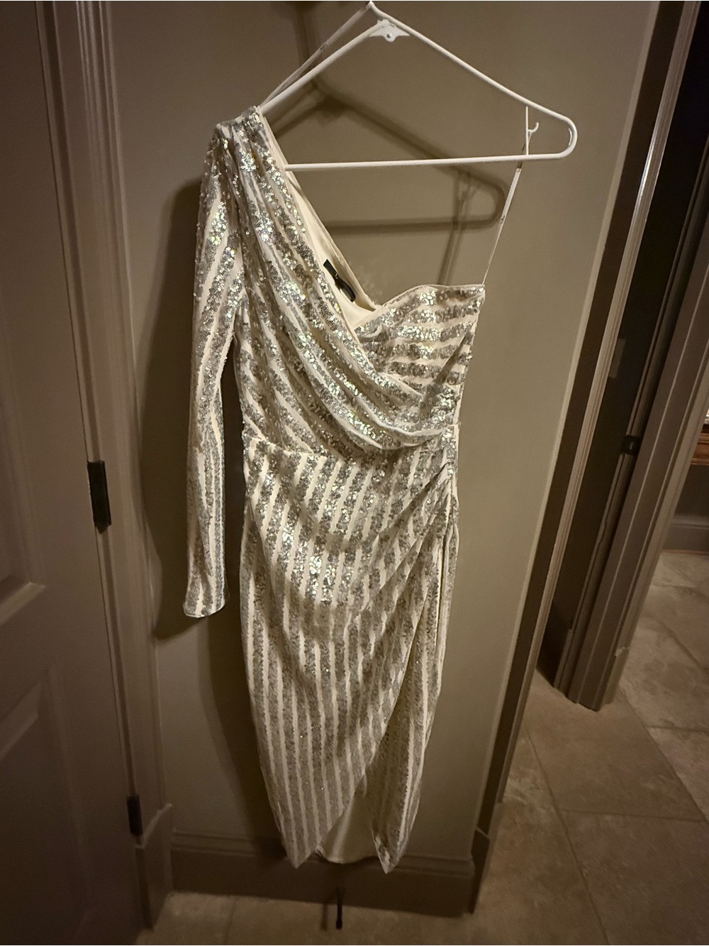 Lulu's Ivory Sequin One-Shoulder Draped Cocktail Dress